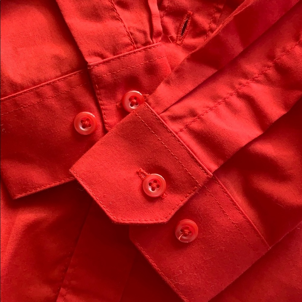 Boys red button down - Picture 4 of 5